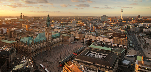 Hamburg: Panorama © Andreas Douvitsas / stock.adobe.com