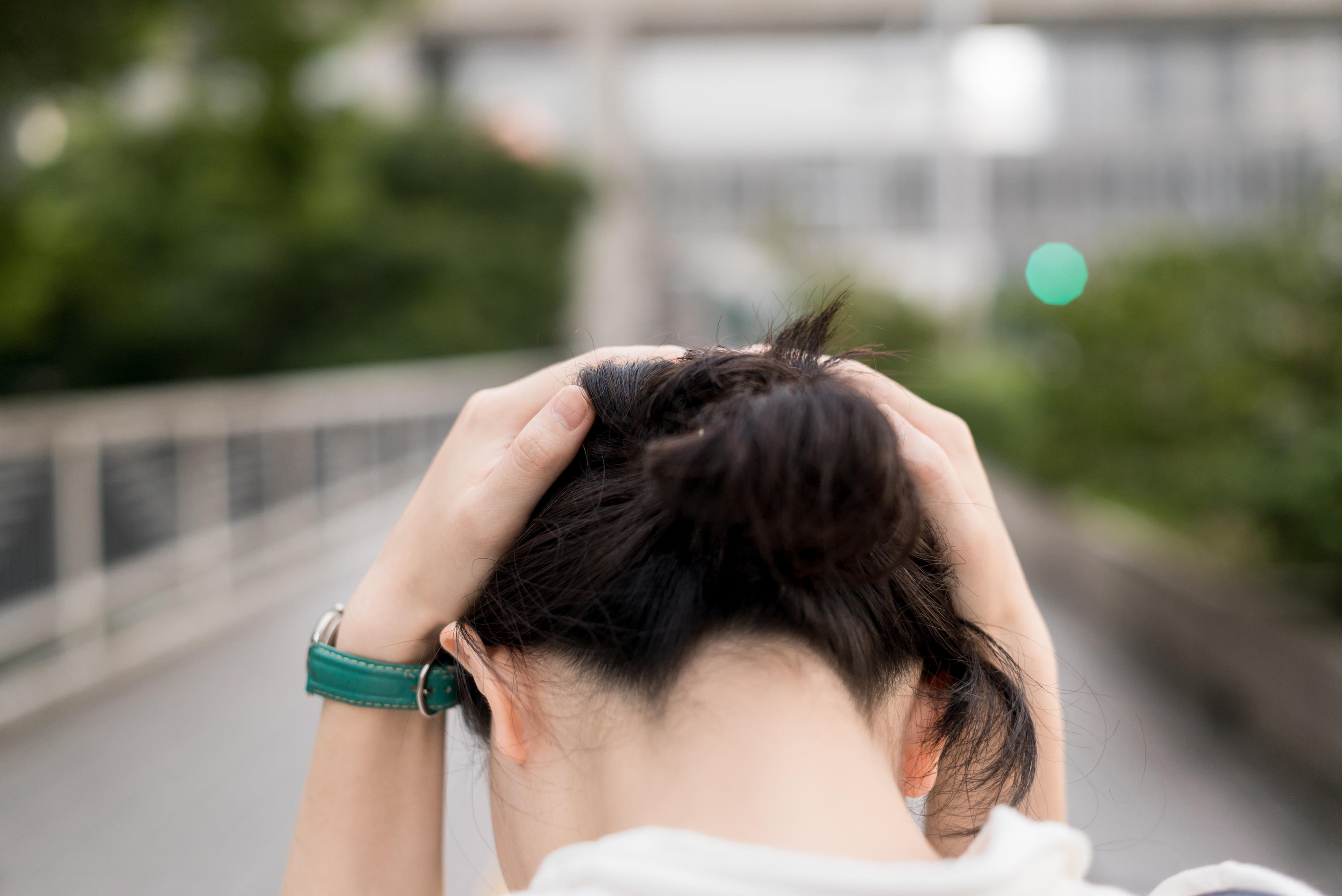 Pflege © hikdaigaku86 / stock.adobe.com (Symbolbild mit Fotomodell)