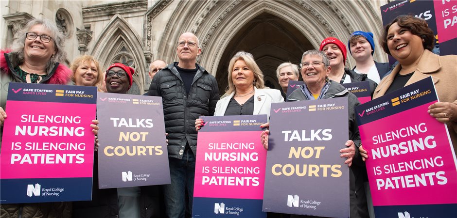 RCN-Chefin Pat Cullen bei einer Demonstration in London © Justin Ng / Avalon / Photoshot / picture alliance